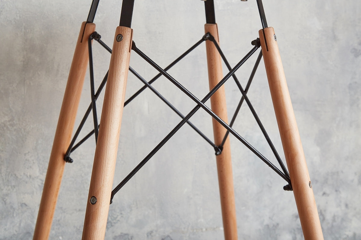 Eames TABLE