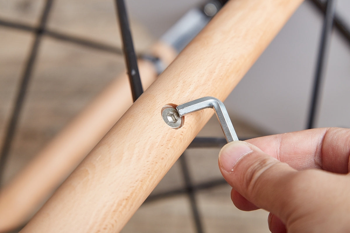 Eames TABLE